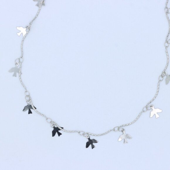 "Minimalist & Elegant Necklace Chain – Perfect for Women & Girls | UNVRC1030 - Picture 2 of 10